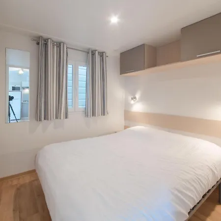 Holiday Park Kerlinga-21 By Interhome * Bredene
